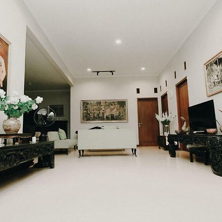 House Of Moedjito Hotel Yogyakarta Exterior photo